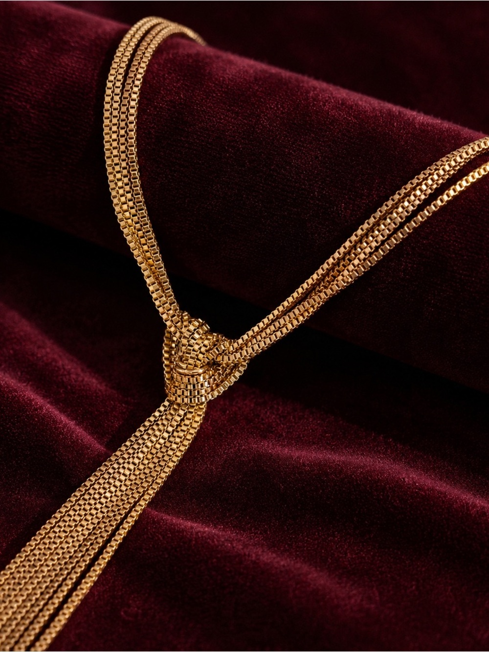 Gold Knot Elegant Tassel Necklace